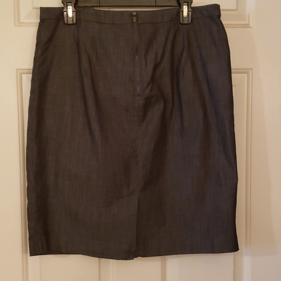 Calvin Klein A-lined skirt - Picture 2 of 10